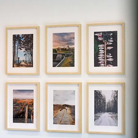 Sunny Center Apt, Covered Parking, Balcony & Self Check-in Apartment