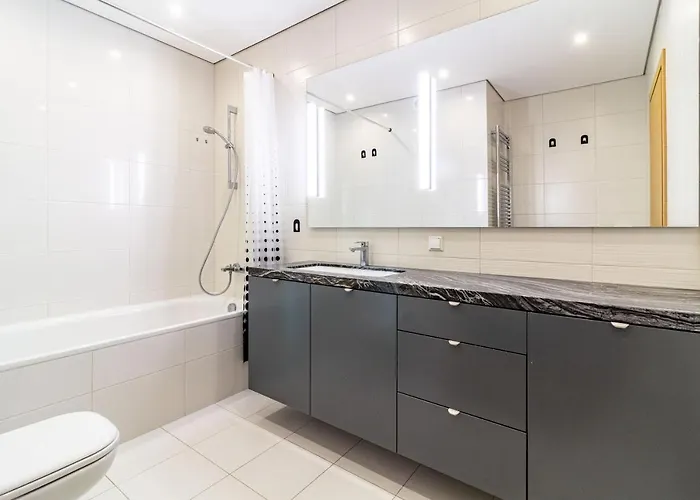 Apartmán Sunny Center Apt, Covered Parking, Balcony & Self Check-in Kaunas